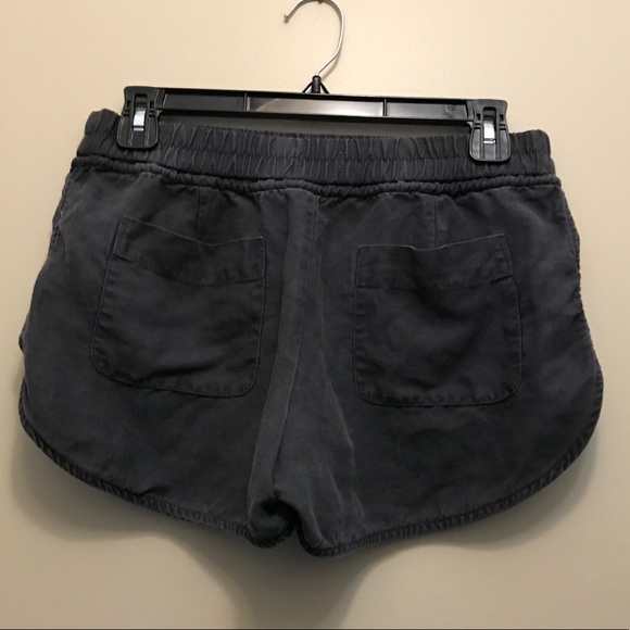 Wilfred Free Shorts - Picture 2 of 5